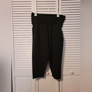 XXL OFFLINE by Aerie 3/4 crop legging
